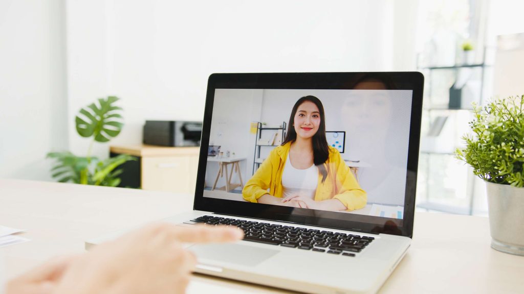 Tampil Beda, Begini Cara Memasang Background di Zoom
